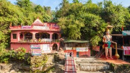 Tapkeshwar Tempel 