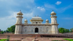 Itimad-ud-Daulah's tomb