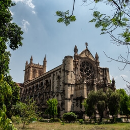 La Cathédrale de tous les saints (Patthar Girjaghar) 