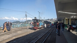 ferrocarril darjeeling del himalaya