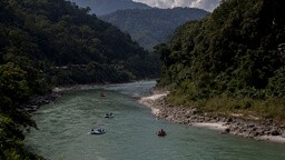 Rafting sur la Teesta 