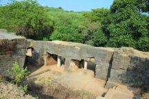 Khambhalida Caves