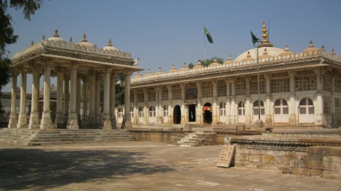 Sarkhej Roza