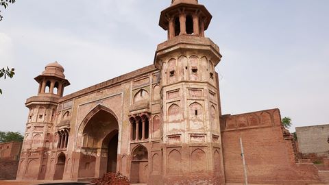 Serai Amanat Khan 