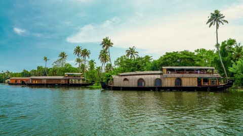 houseboat cruise