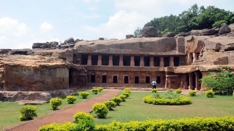 cuevas de khandagiri y udayagiri