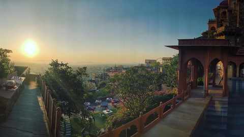 Neemrana Fort & Palast 