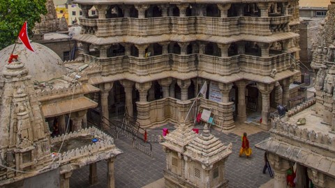 Dwarkadhish Temple