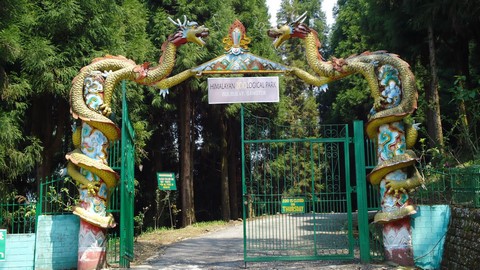 特鲁神龛 (Do-drul Chorten)