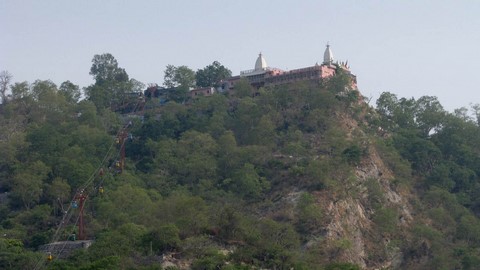 templo de mansa devi