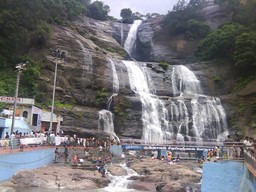 Chutes de Courtallam 