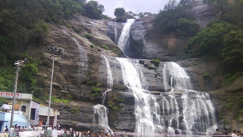 Chutes de Courtallam 