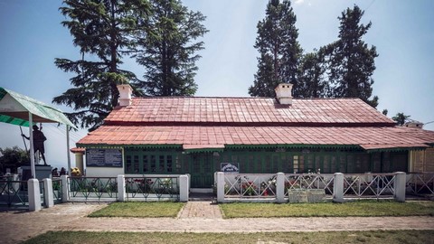 Anasakti Ashram