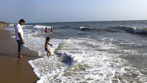 Thirumullavaram Strand 