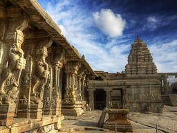 Lepakshi 