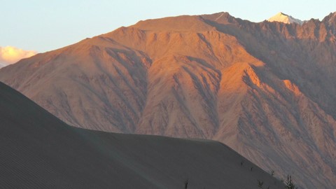 努布拉山谷