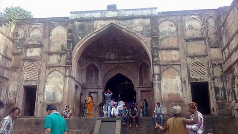 नीलकंठ महादेव मंदिर