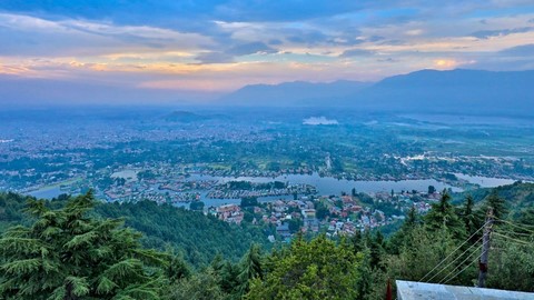 商羯罗查尔雅神庙(Shankaracharya Temple)