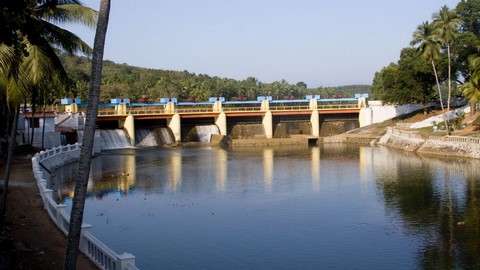 Aruvikkara Dam