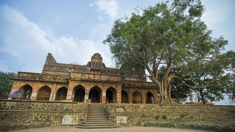 凯丽阿德宫(Kaliadeh Palace)